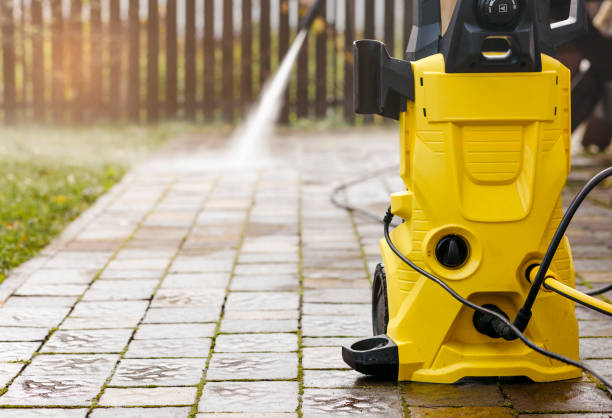 Best Sign and Awning Cleaning  in Constantine, MI